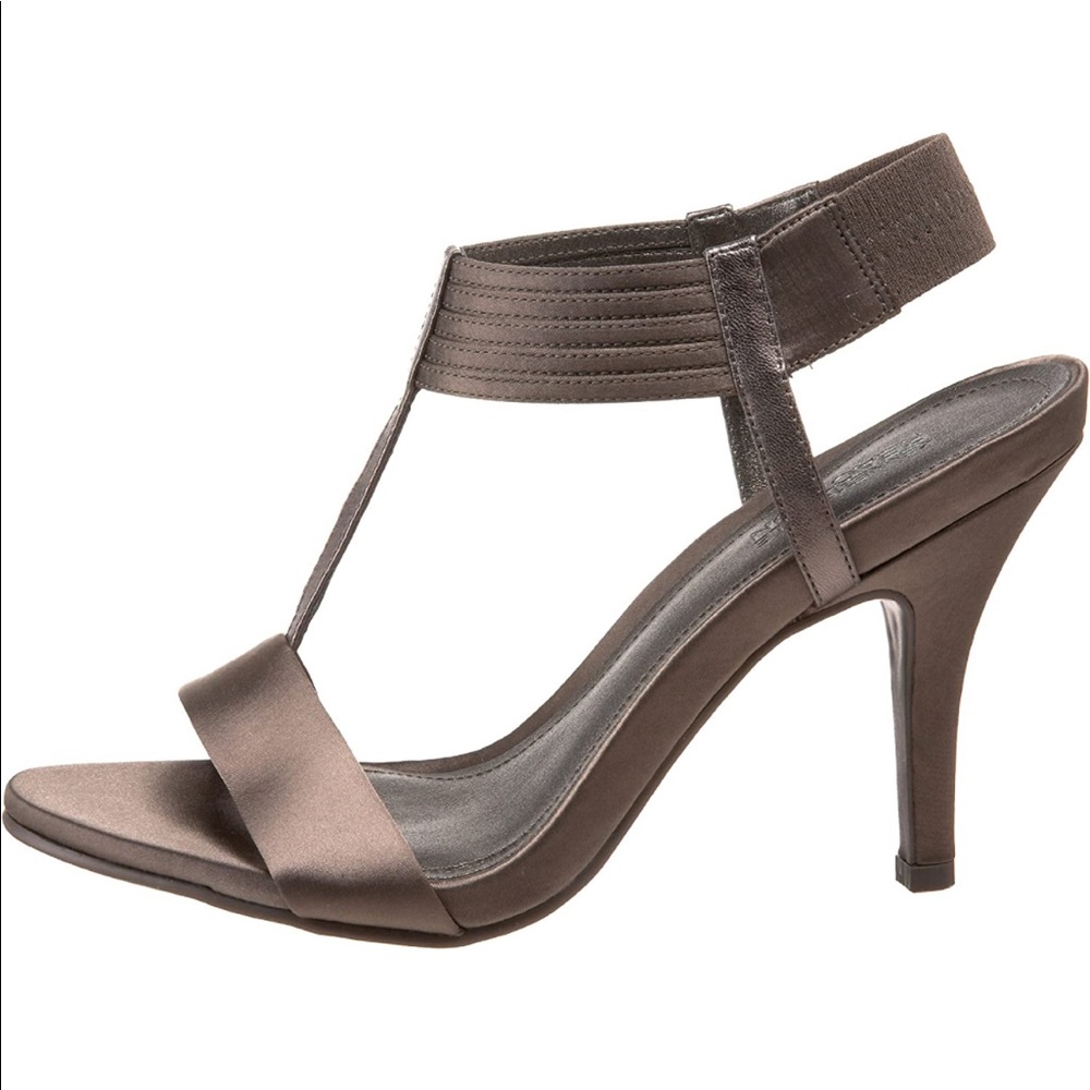 Kenneth Cole Reaction heels.